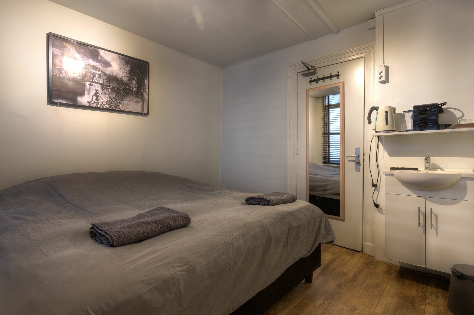 Hotel Canal View Amsterdam Bagian luar foto