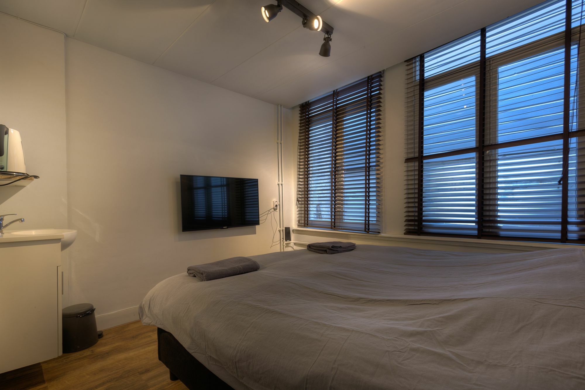 Hotel Canal View Amsterdam Bagian luar foto